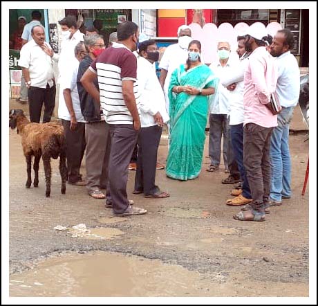 ఆ రోడ్డుకు మ‌రమ్మ‌త్తులు చేయిస్తాం