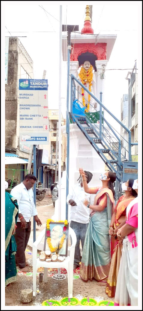 సంబ‌రంగా స్వాతంత్ర్య దినోత్స‌వ వేడుక‌లు