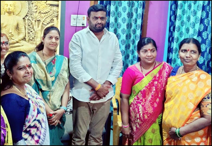 బ‌స్తీ ద‌వ‌ఖాన ఏర్పాటు చేయండి