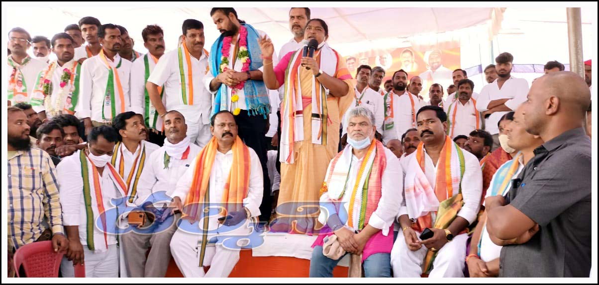 స‌ర్కారు భ‌జ‌న‌కే స‌రిపోయిన టీఆర్ఎస్ ఎమ్మెల్యేలు