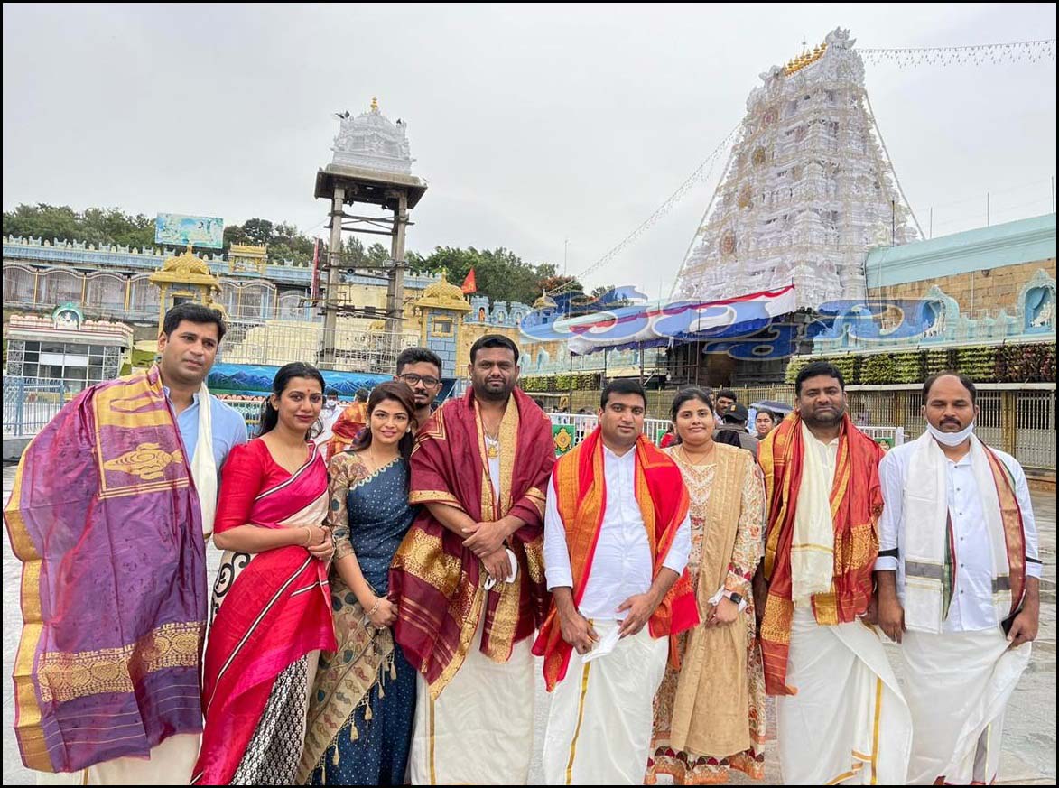 శ్రీ‌వారిని ద‌ర్శించుకున్న ఎమ్మెల్యే రోహిత్‌రెడ్డి