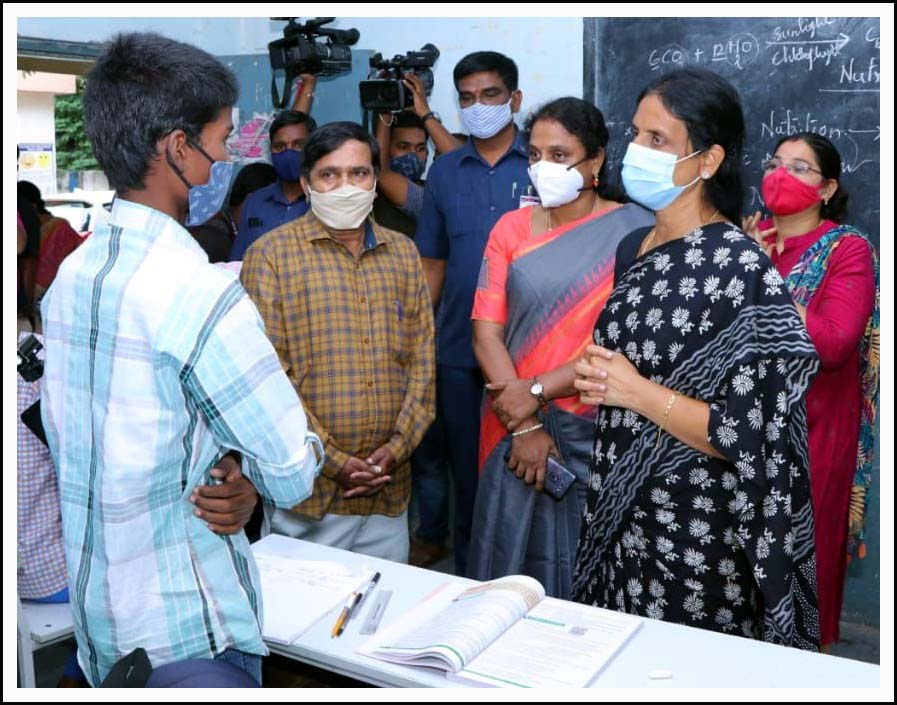 ప‌క‌డ్బందీగా ప్ర‌త్య‌క్ష బోధ‌న