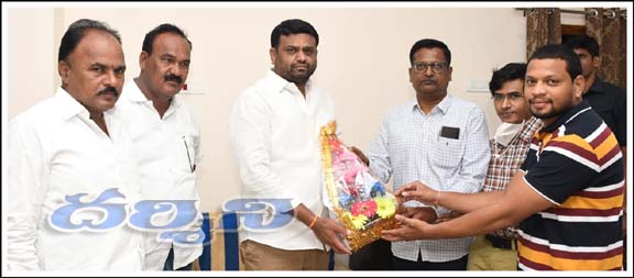 వైద్య‌ సేవ‌ల‌పై మ‌రింత న‌మ్మ‌కాన్ని పెంచండి