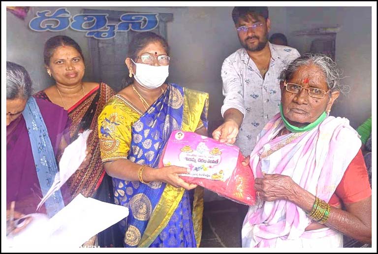మ‌హిళ‌ల‌కు స‌ర్కారు కానుక