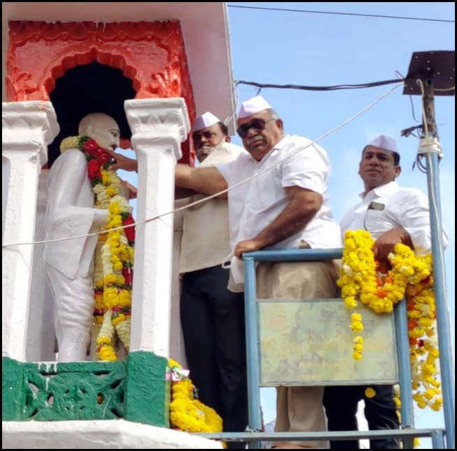 గాంధీజీ ఆశ‌యాలే ఆద‌ర్శం
