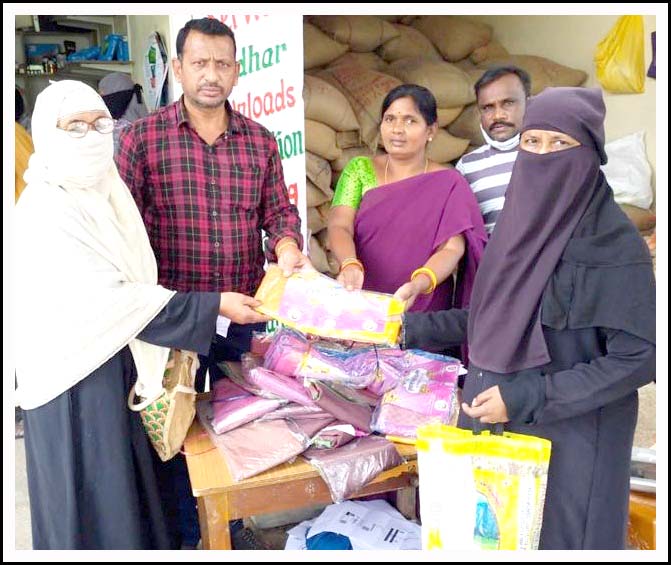 సంతోషాన్ని పంచేందుకు బతుక‌మ్మ సారే