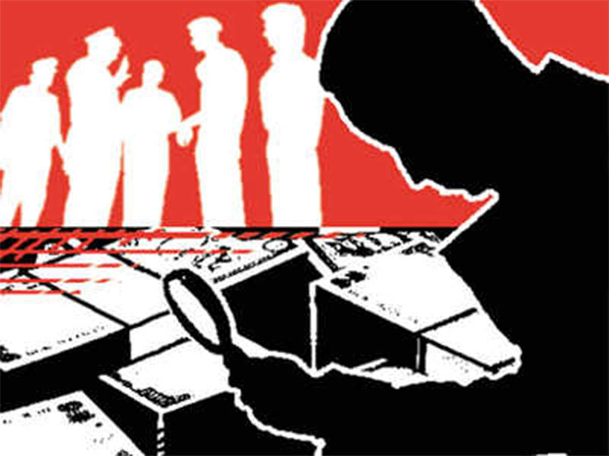 ఏసీబీ ట్రాఫ్‌లో అవినీతి అధికారులు