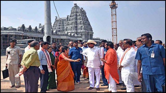 యాదిద్రి ఆలయ నిర్మాణ ప‌నుల‌ను ప‌రిశీలించిన సీఎం కేసీఆర్