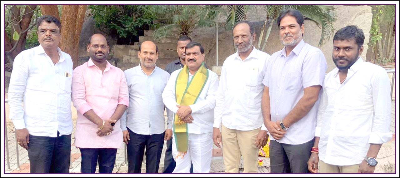 ఎమ్మెల్సీ మ‌హేంద‌ర్‌రెడ్డిని క‌లిసిన నాయ‌కులు