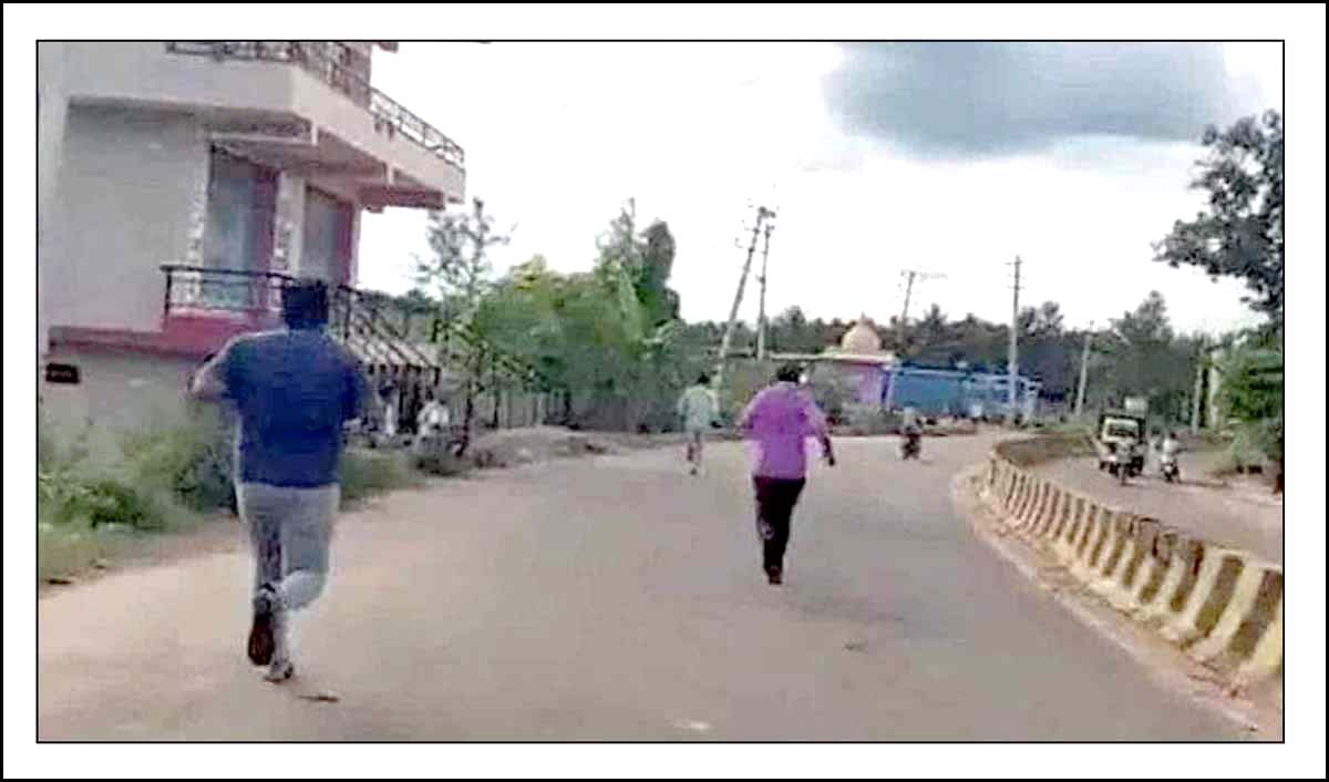 ప‌రుగెత్తిన‌ ఖాకీ.. ప‌ట్టుకున్న ఏసీబీ..!