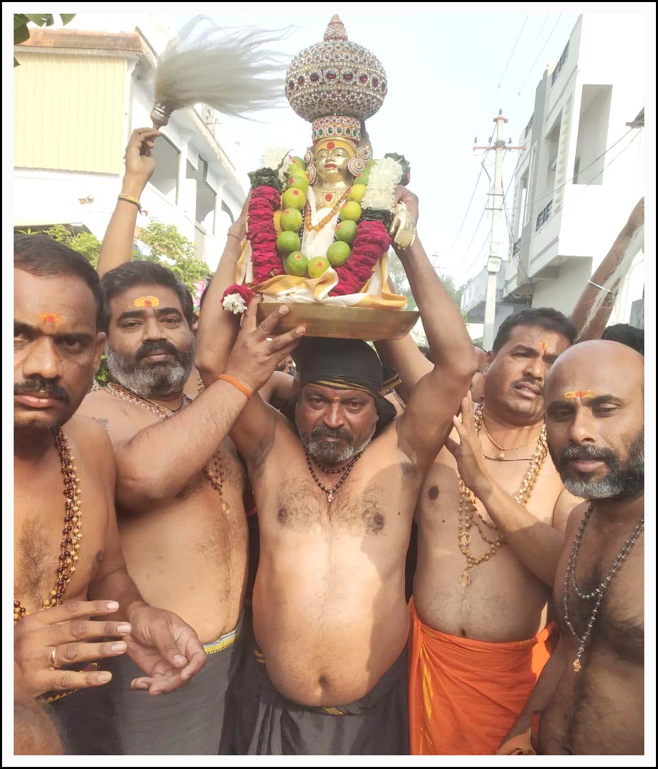 వైభ‌వంగా అయ్య‌ప్ప స్వామి ఆల‌య వార్షికోత్స‌వం