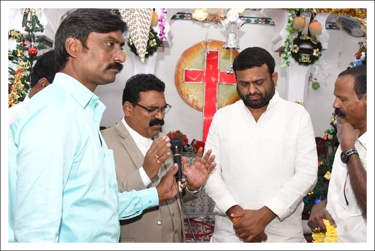 యేసు మార్గం అనుసరణీయం