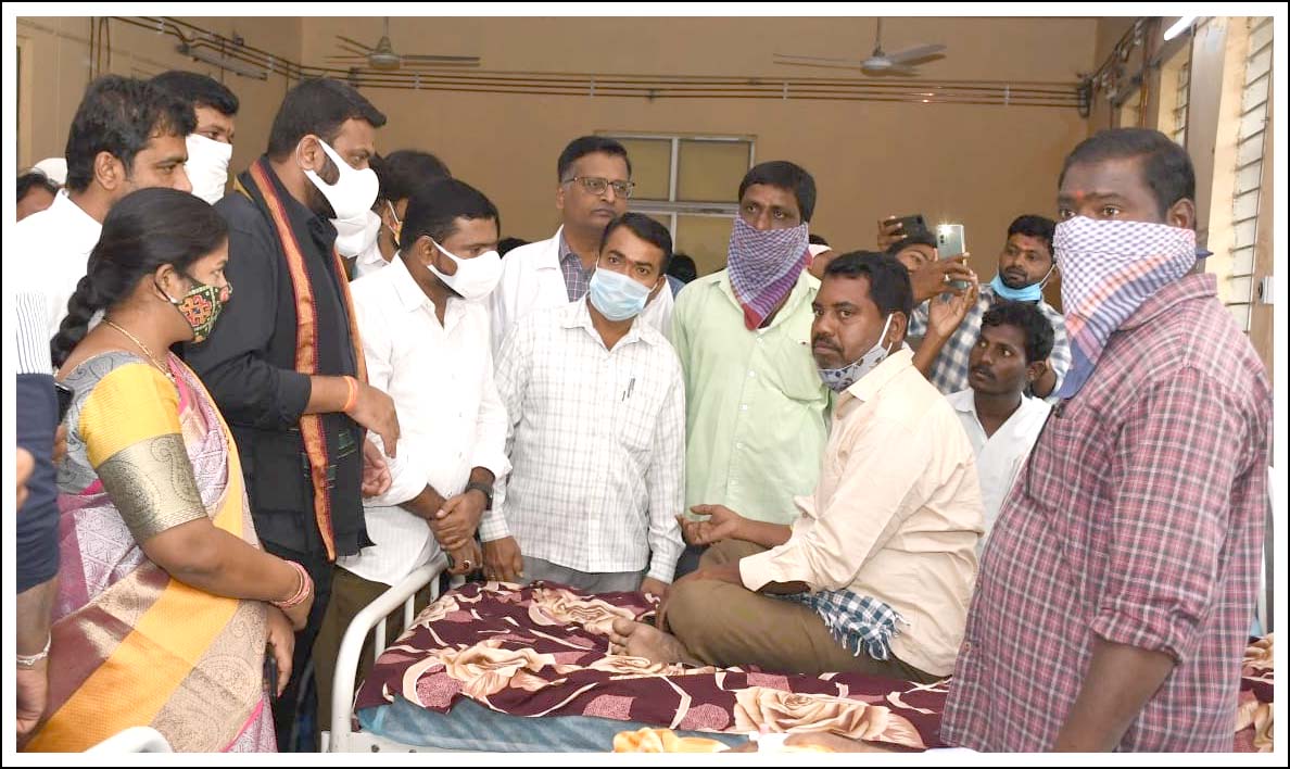 రోగులకు మెరుగైన వైద్య సేవలందించాలి