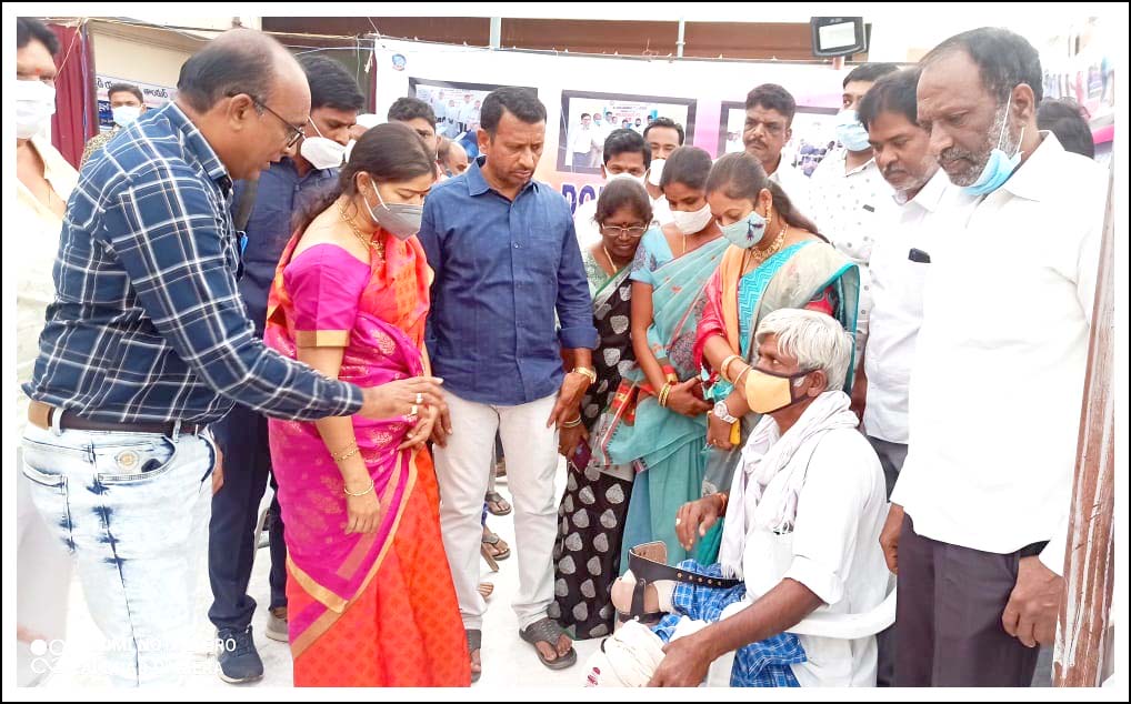 దివ్యాంగుల‌కు అందొచ్చిన మంచ్ సేవ‌లు