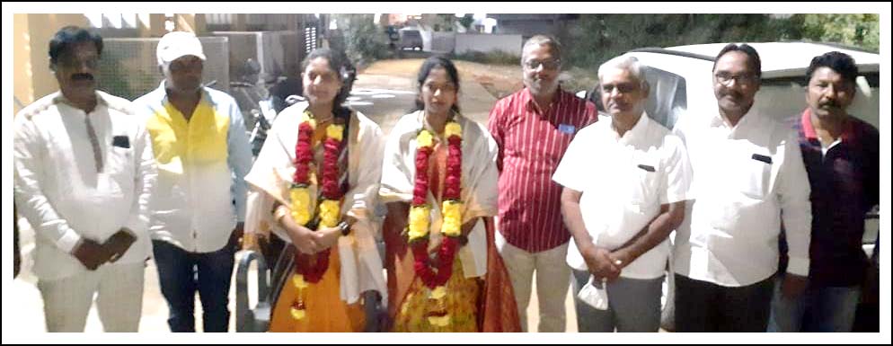 చైర్ ప‌ర్స‌న్, కౌన్సిల‌ర్‌కు స‌న్మానం