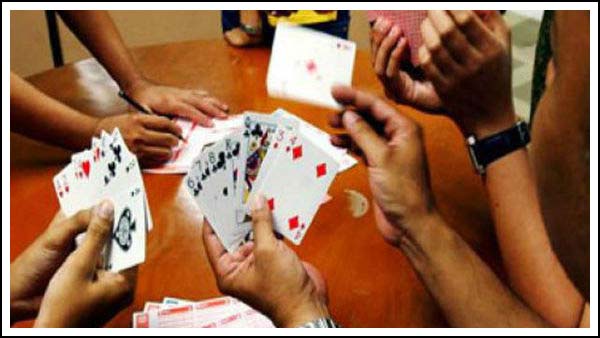 ముగ్గురు పేకాట రాయుళ్ల అరెస్టు