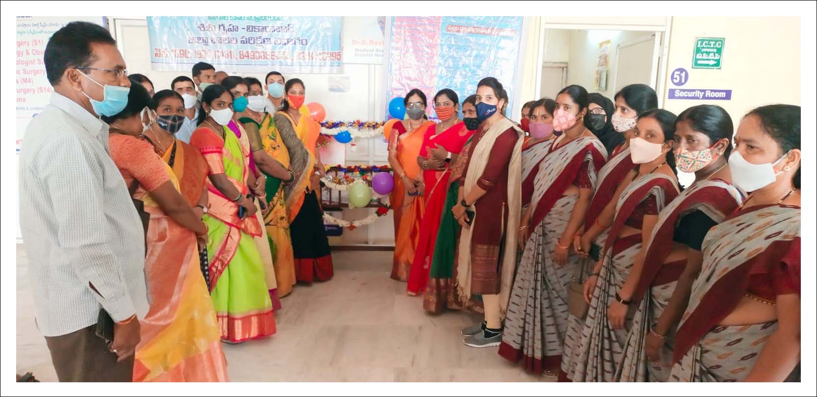ఉయ్యాలతో నిరాశ్రయ చిన్నారుల సంరక్షణ