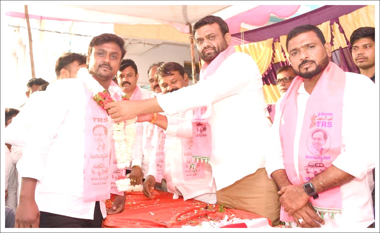 కేసీఆర్ సంక్షేమ ప‌థ‌కాలే ఆద‌ర్శం