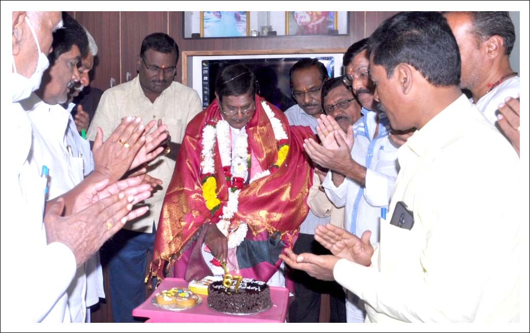 ఘ‌నంగా ప‌టేల్ శ్రీ‌శైలం జ‌న్మ‌దిన వేడుక‌లు