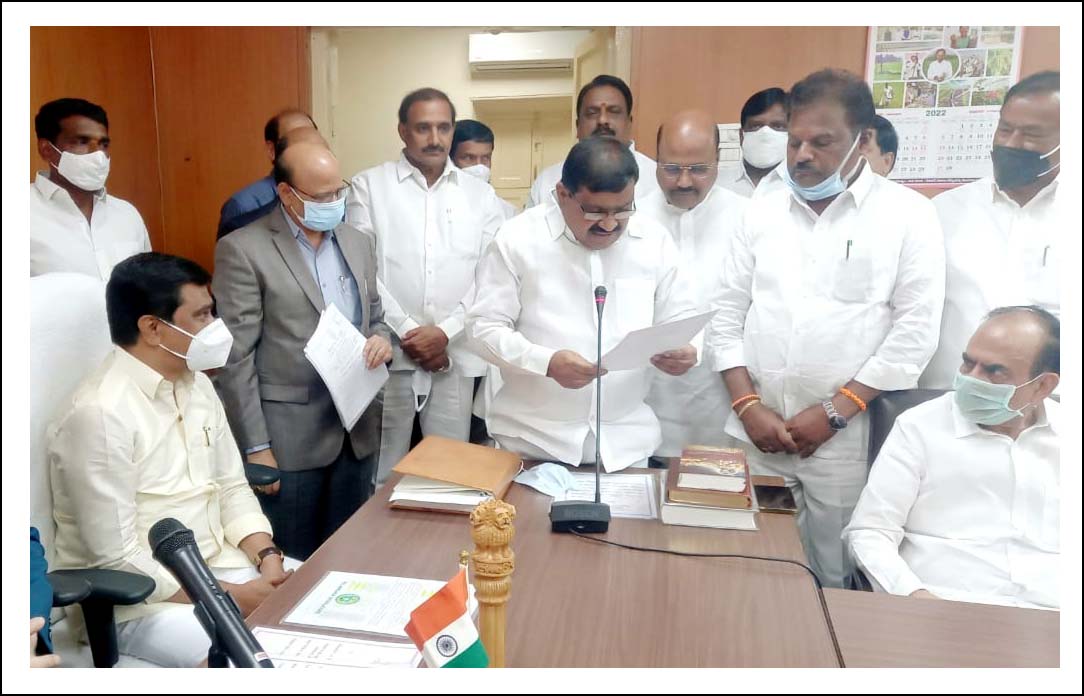 ఎమ్మెల్సీ మహేందరెడ్డికి శుభాకాంక్షలు వెల్లువ