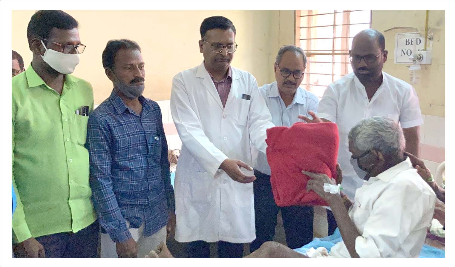 పేదల దేవుడు సీఎం కేసీఆర్