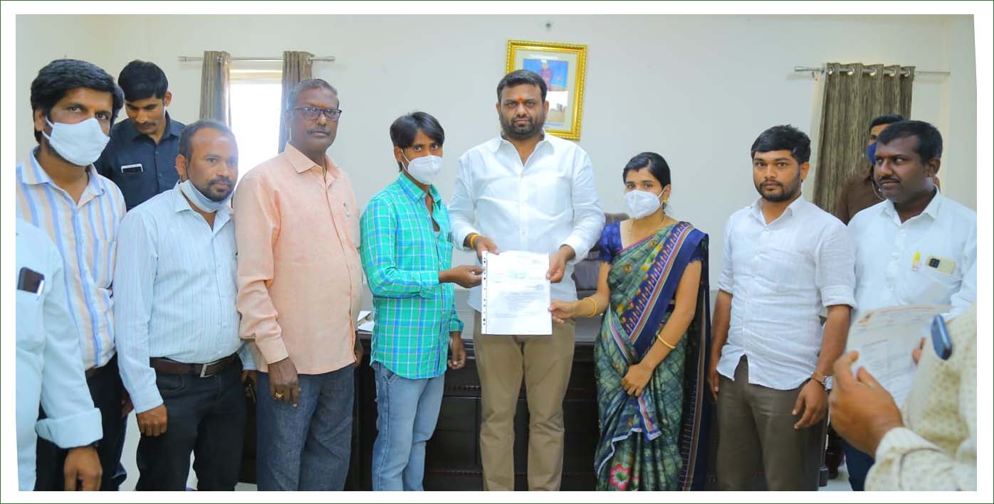 ఆద‌ర్శ వివాహాల‌కు ఆర్థిక‌ చేయూత