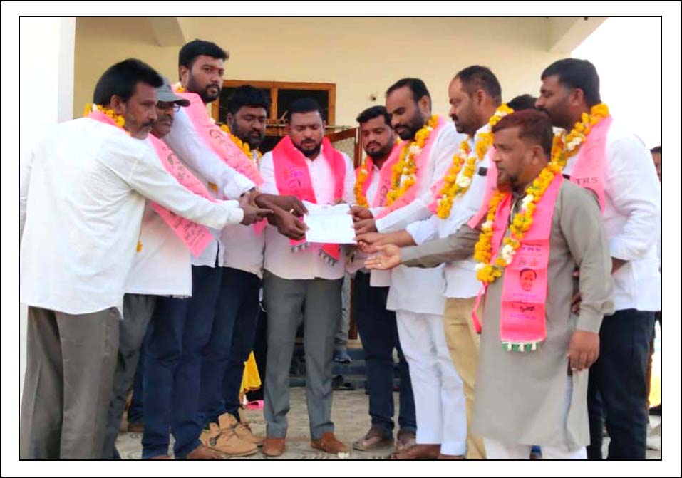 టీఆర్ఎస్‌తో ప‌ద‌వుల జాత‌ర
