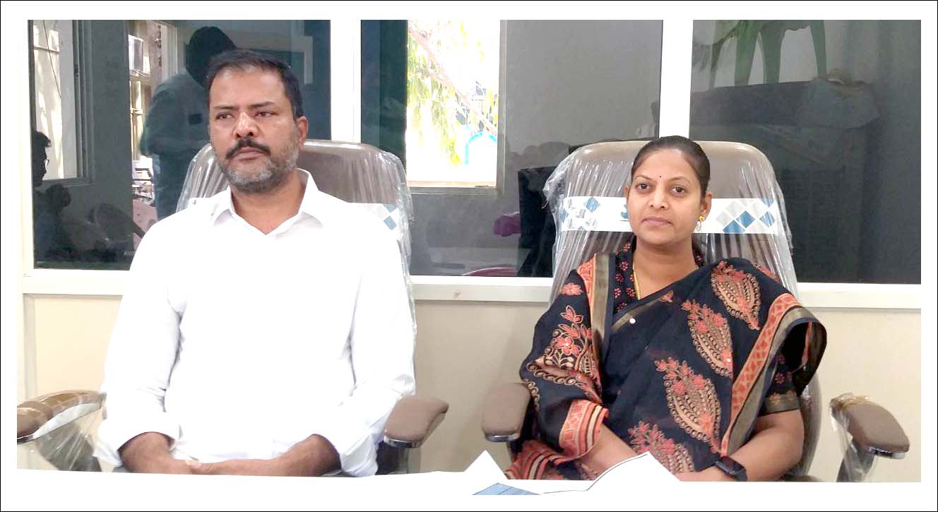 అభివృద్ధి లేదు అంతా అవినితే..!