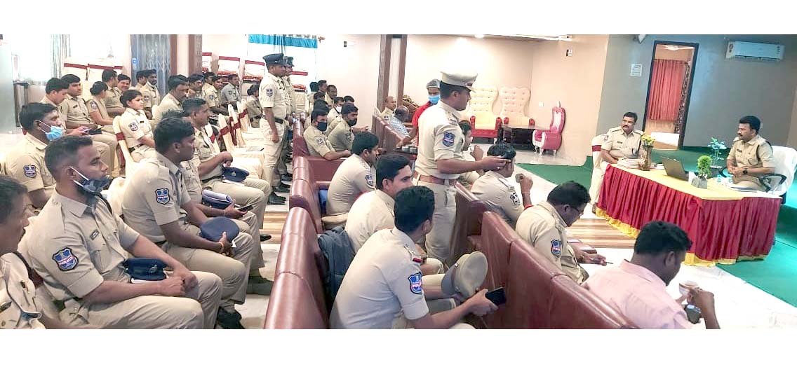 పాత నేర‌స్తుల‌పై నిఘా