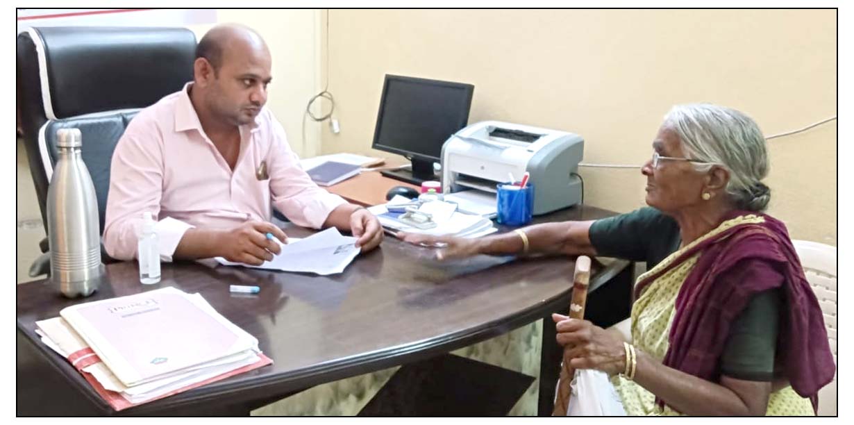 సారూ.. నా కుమారుడు న‌న్ను పోషించ‌డం లేదు