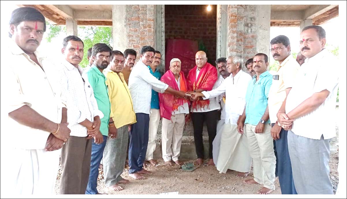 హ‌నుమాన్ మందిర నిర్మాణానికి రూ. 50వేలు