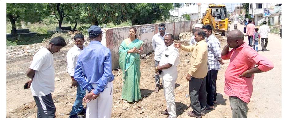 ఆదర్శ పట్టణ ప్రగతిపై దృష్టి
