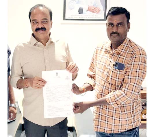 జర్నలిస్టు కుటుంబానికి ఎంపీ రంజిత్ రెడ్డి చేయూత