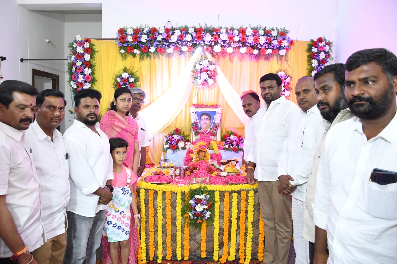 శెట్టి అమితానంద్‌కు నివాళులు
