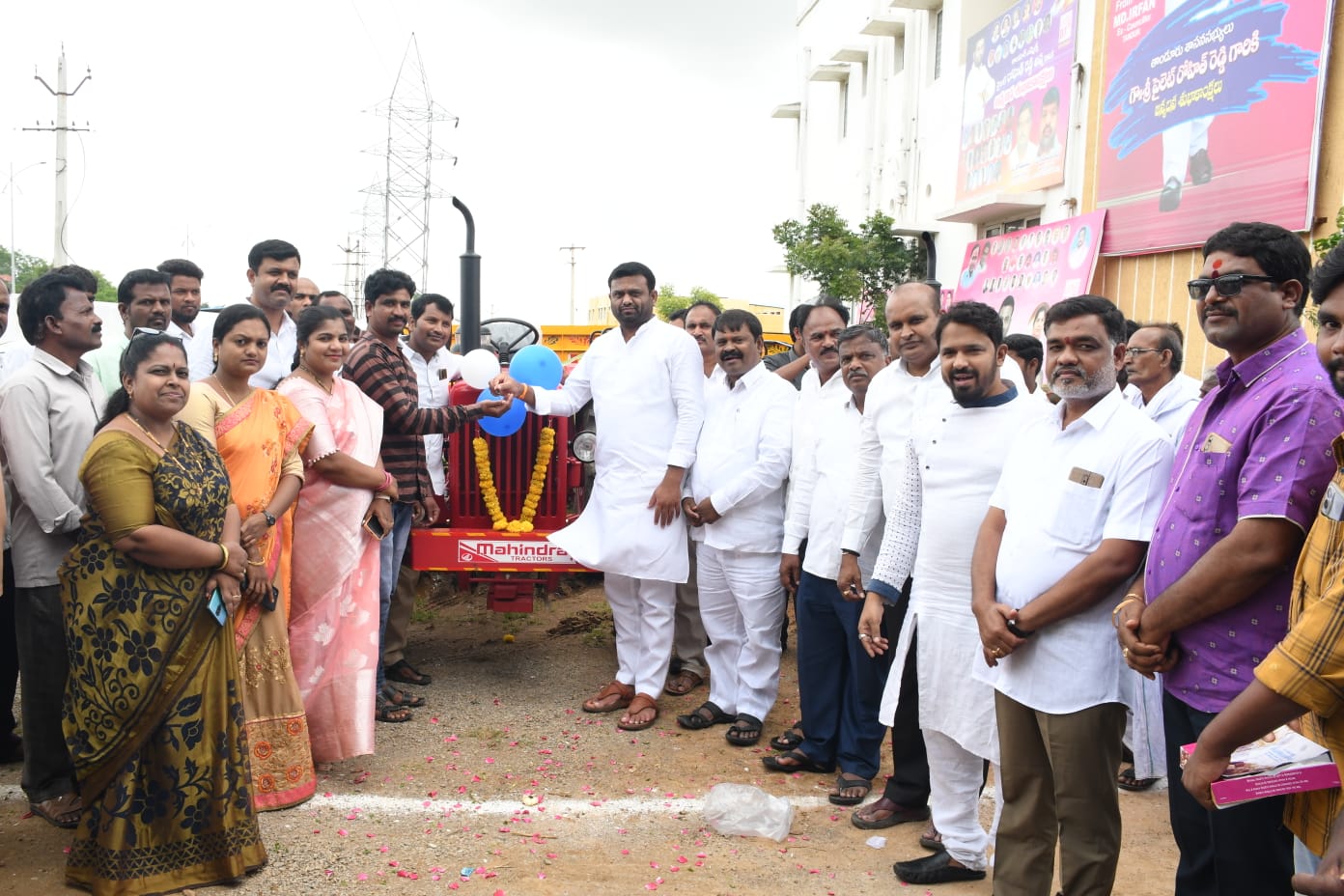 ద‌ళితుల స్వయం ఉపాధికి ప్రాధాన్యం