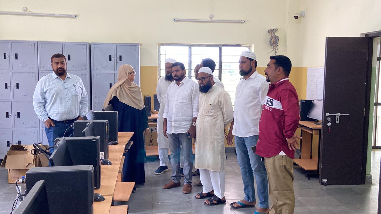 మైనార్టీ రెసిడెన్షియ‌ల్ స్కూల్‌, కాలేజీ భేష్‌