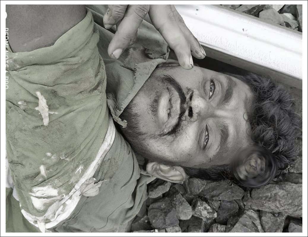 రైలుకిందపడి గుర్తు తెలియని వ్యక్తి మృతి