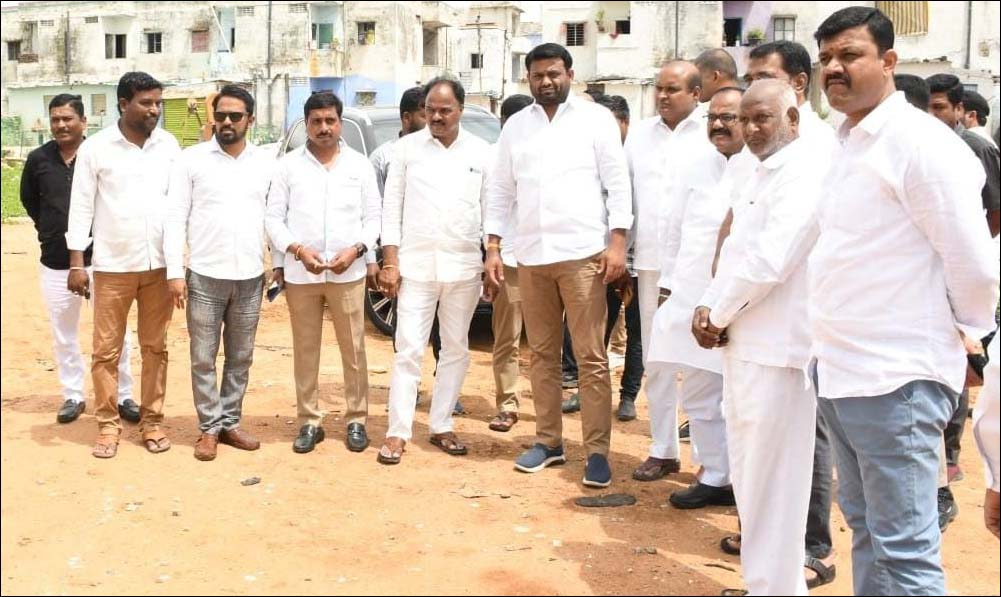 బీసీ భ‌వ‌న్‌కు ముంద‌డుగు