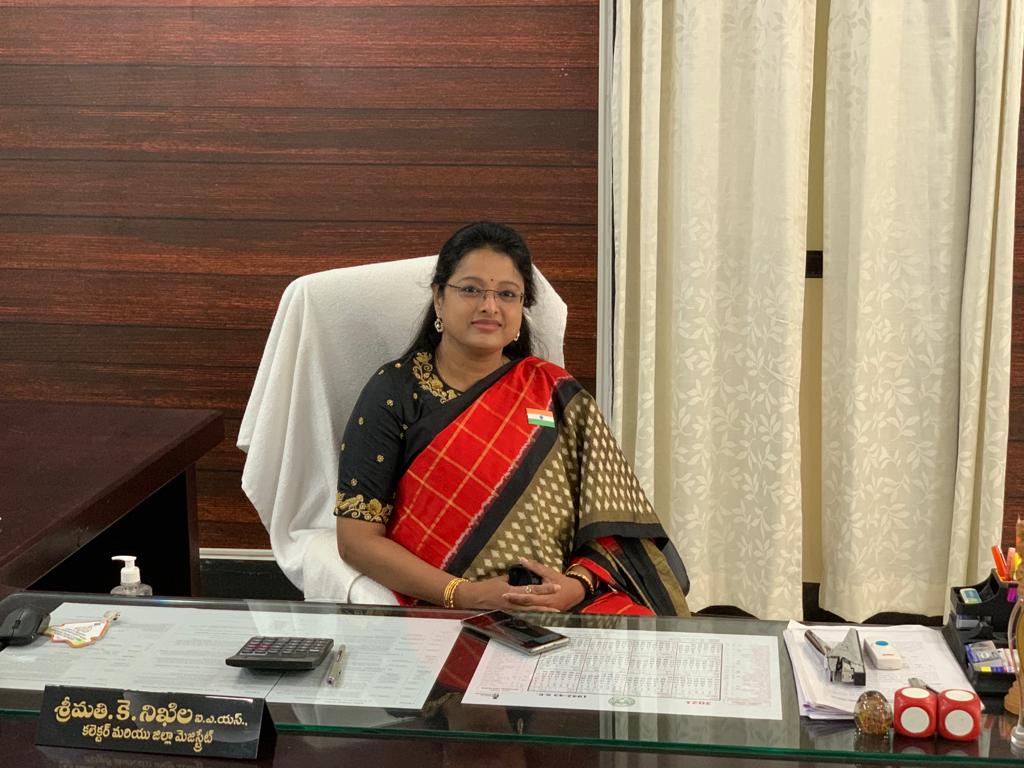 వ‌ర్షాలతో ఇబ్బందులుంటే కాల్ చేయండి