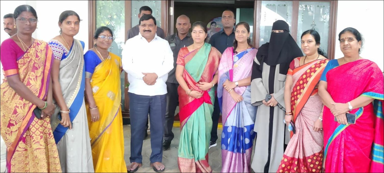 సునీతమ్మ వెంటే ఉంటాం..!