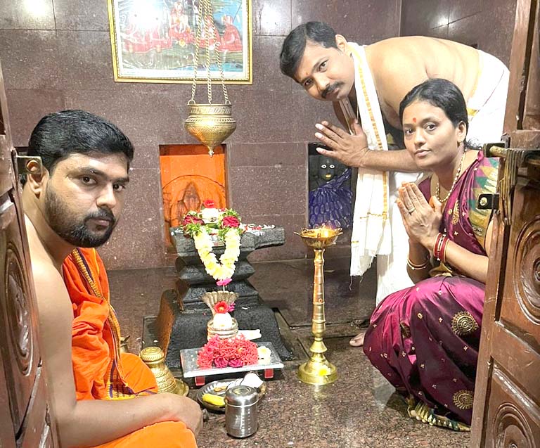 శివుడి సేవ‌లో మంకాల రాఘ‌వేంద‌ర్