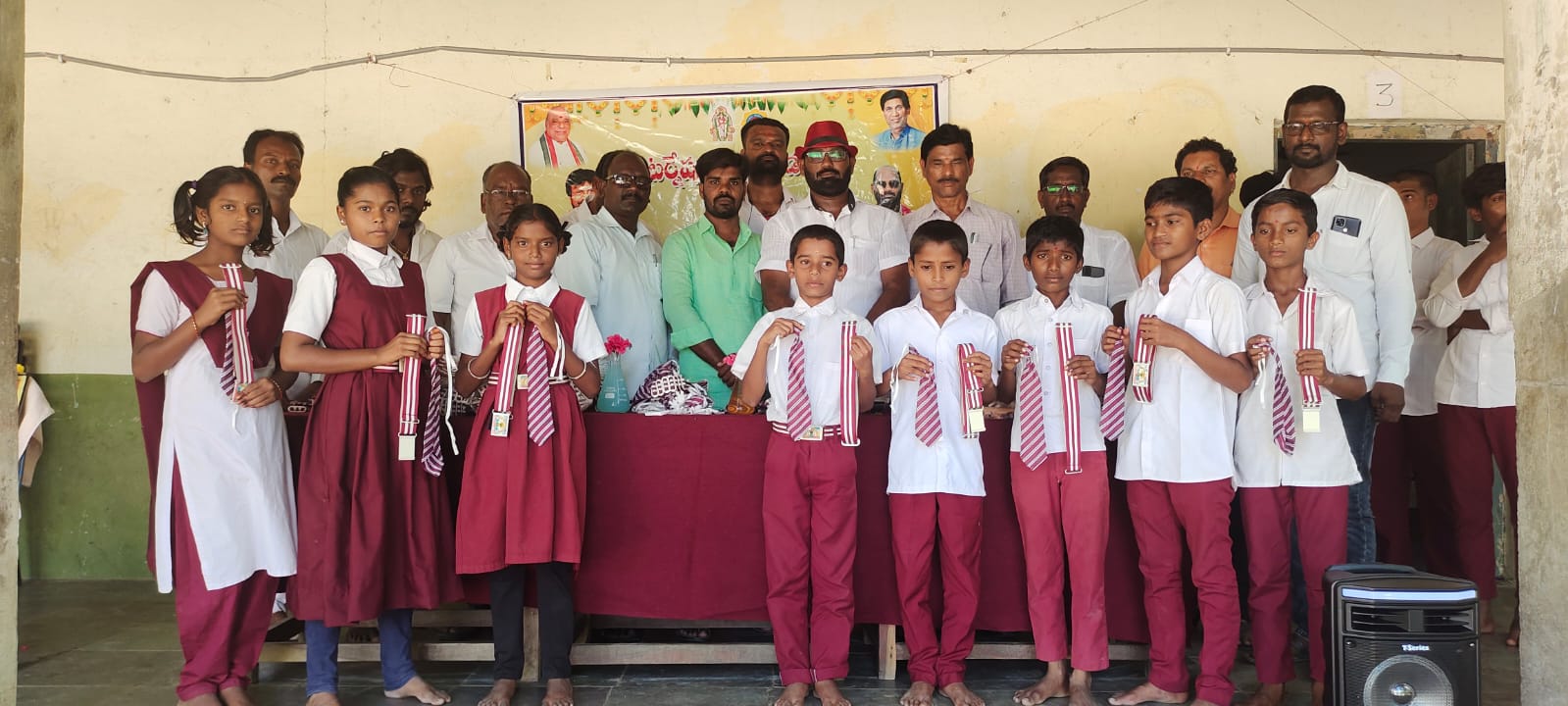 సేవ‌తో పాటు విద్య అభివృద్ధికి తోడ్పాటు