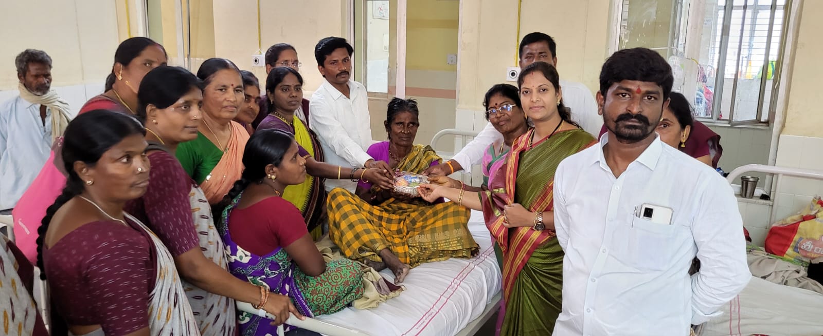 స్వాతంత్ర్య స్పూర్తితోనే సర్కారు సంక్షేమం