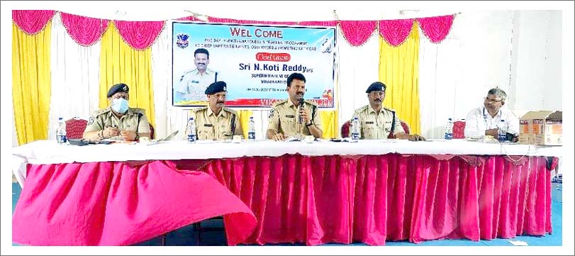 కానిస్టేబుల్ ప్రిలిమినరీ పరీక్షకు ప‌క‌డ్బందీ ఏర్పాట్లు