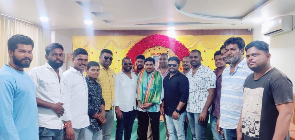 బీసీల స‌మ‌స్య‌ల‌పై ఉద్య‌మిస్తా