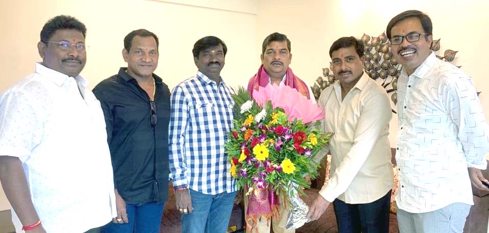 పండగలా బాపనోళ్ల శంకర్ యాదవ్ జన్మదిన వేడుకలు