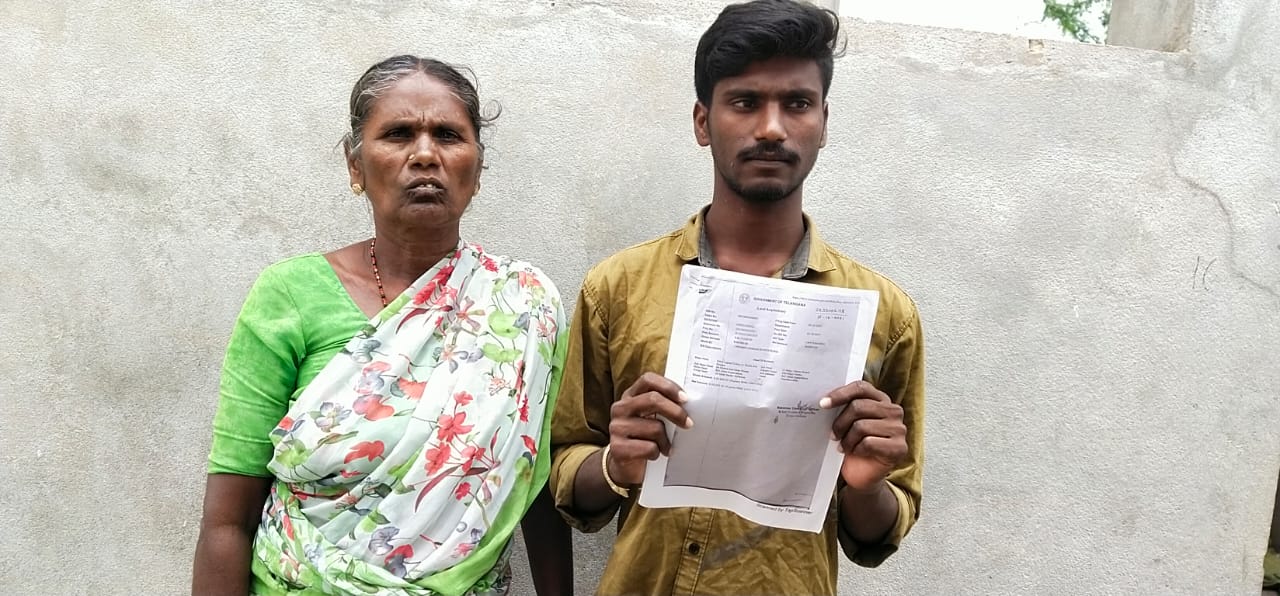 పేద రైతుకు కుటుంబానికి పెద్ద‌క‌ష్టం