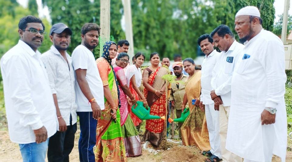 వ‌జ్రోత్స‌వంలో వ‌నోత్స‌వం