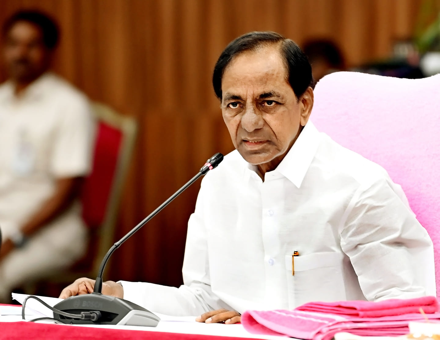 ఉద్యోగులకు తీపికబురు..!