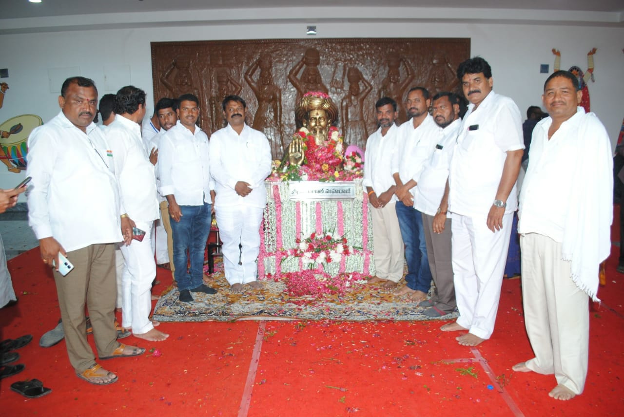 బంజార భవన్ ఏర్పాటు చారిత్రాత్మకం
